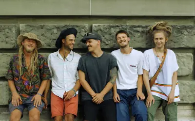 Article thumbnail